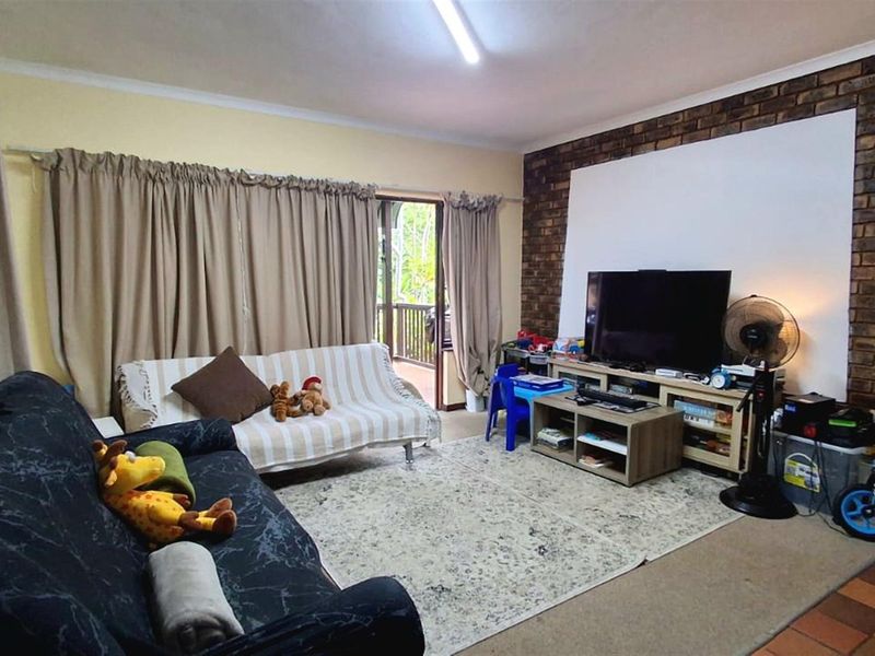 Nature-Rich Ground-Floor Apartment, Margate, Kwazulu-Natal - Photo 3
