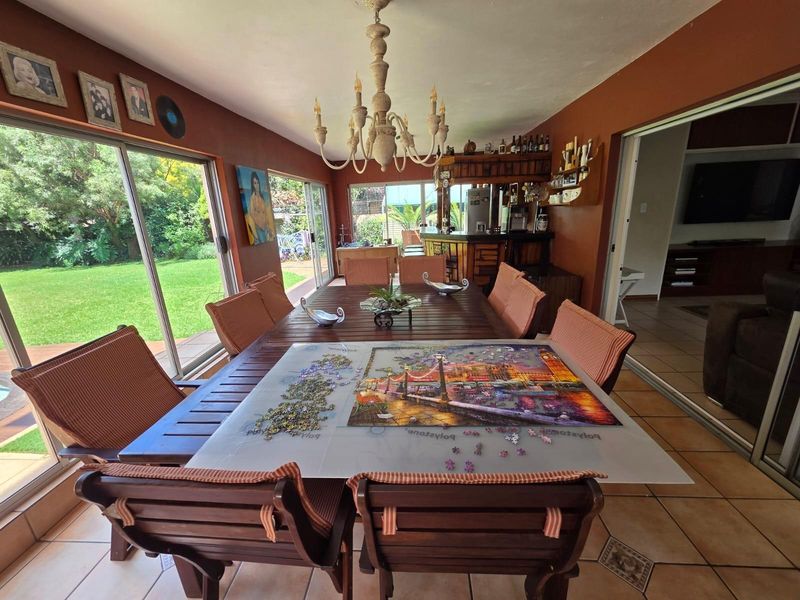 5 Bedroom home with Solar in Prime Location - Photo 4