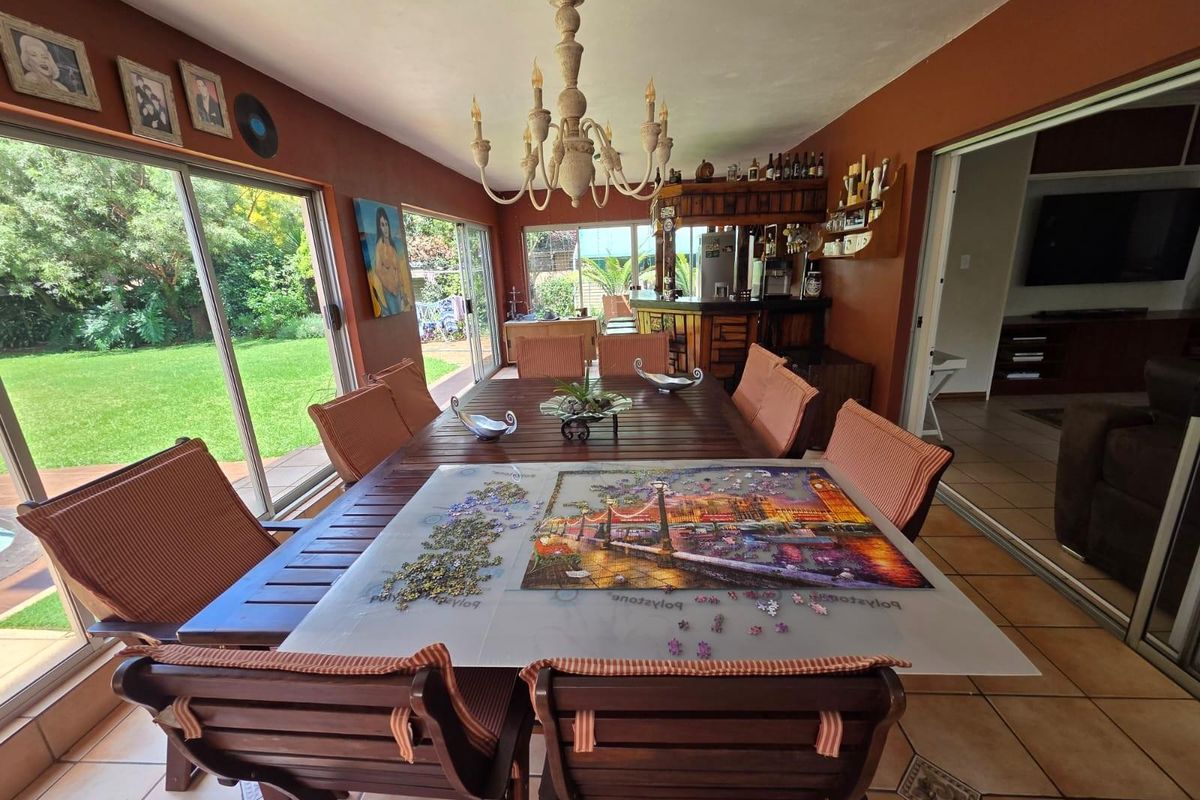 5 Bedroom home with Solar in Prime Location - Photo 4