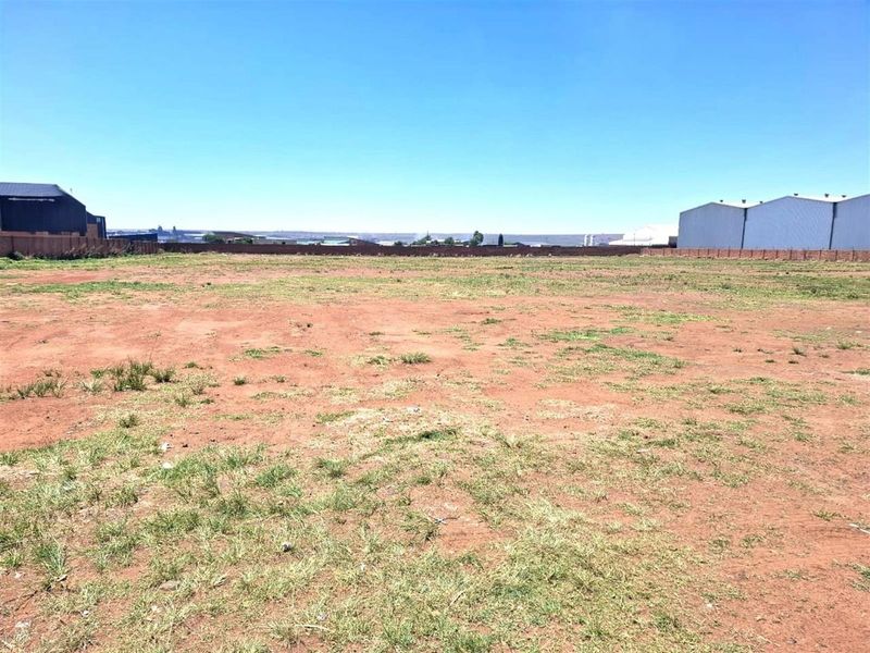 Commercial Property To Let in SAE Business Park, Middelburg - Photo 2