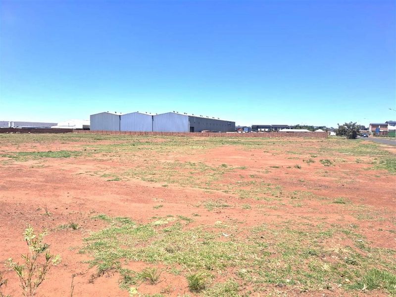 Commercial Property To Let in SAE Business Park, Middelburg - Photo 8