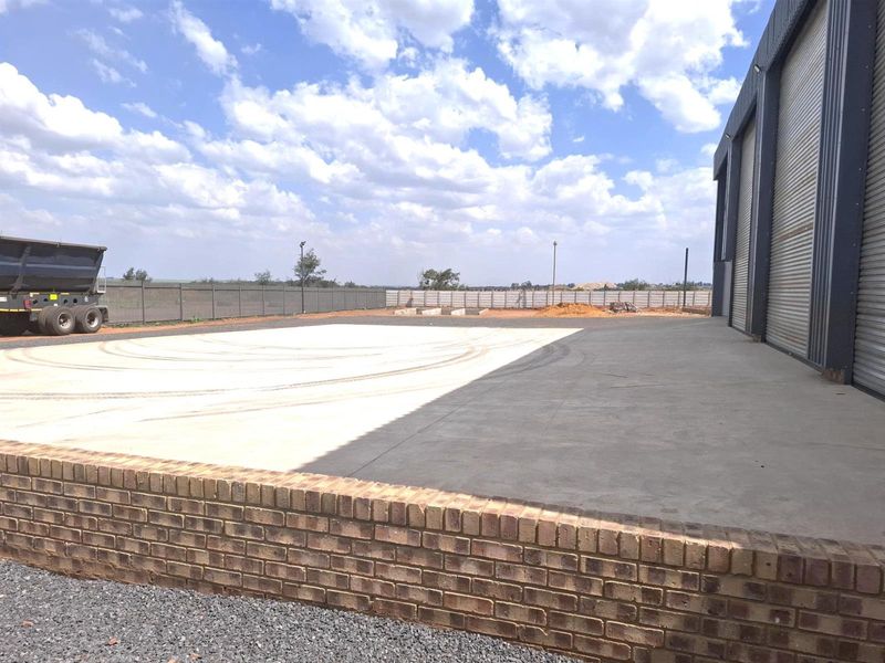 Industrial Property To Rent in Vaalbank, Middelburg - Photo 7