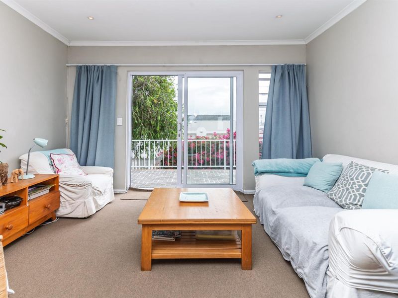 Mountain Views, Garden Space and Easy Secure Living - Photo 5