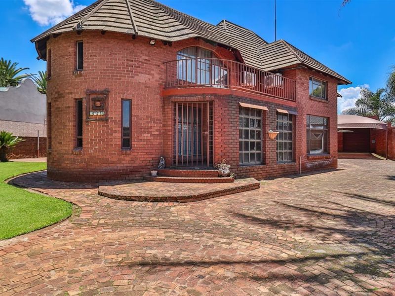 House To Rent in Sunair Park, Brakpan - Photo 2