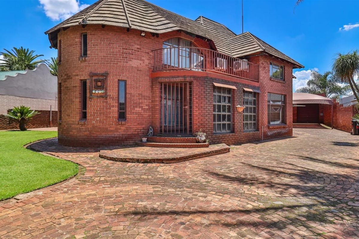 House To Rent in Sunair Park, Brakpan - Photo 2