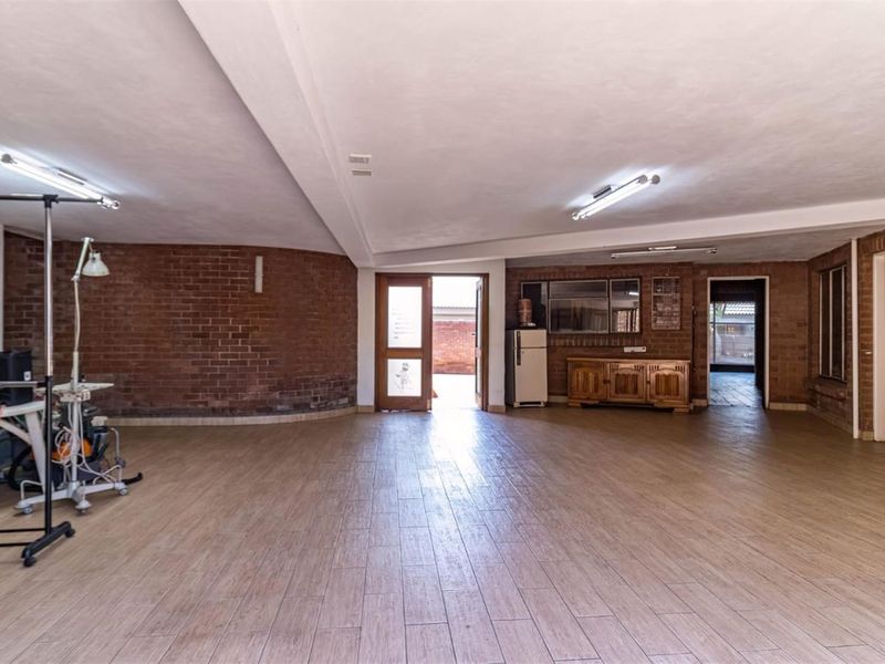 House To Rent in Sunair Park, Brakpan - Photo 7