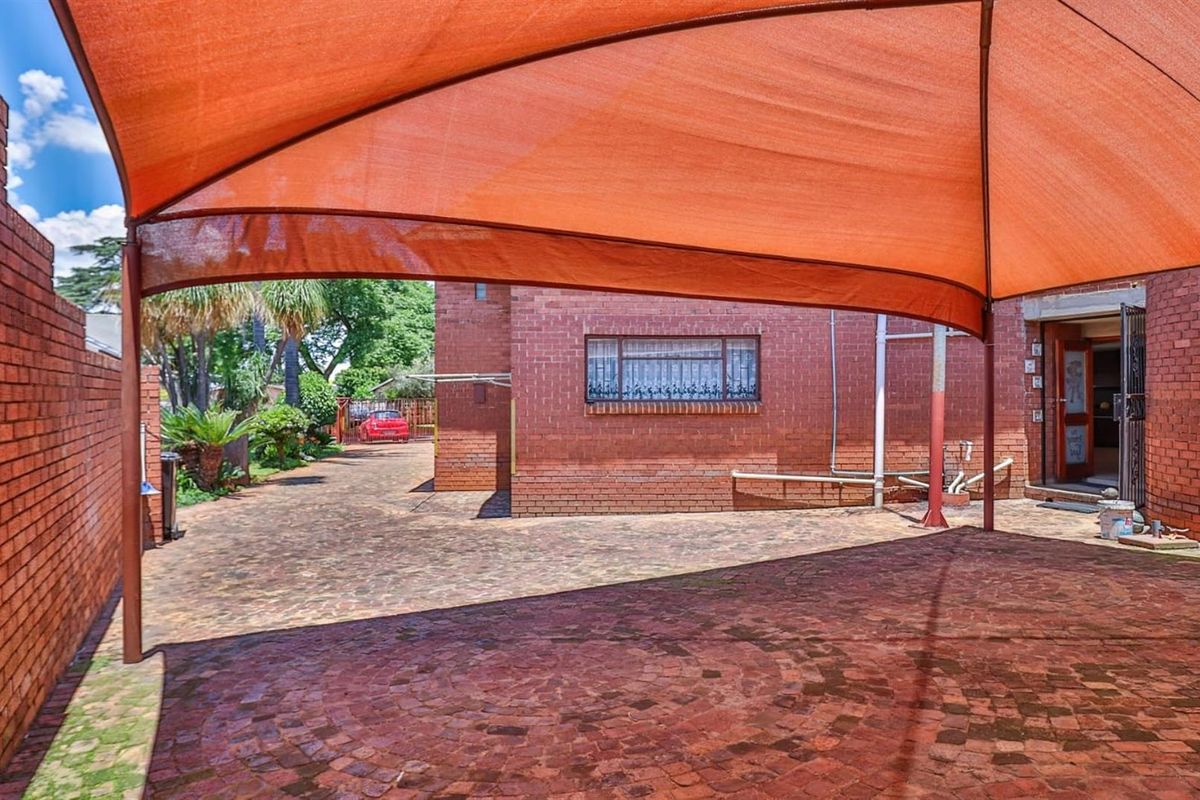 House To Rent in Sunair Park, Brakpan - Photo 5