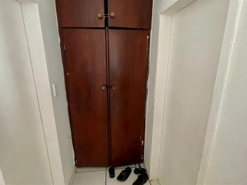 1.5 Bedroom For Sale in Windsor West - Photo 8