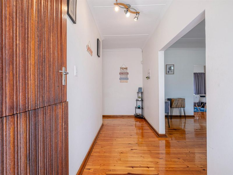 Priced to Sell! Spacious Family Home with Modern Kitchen | Listed by Danté Koen, eXp Realty - Photo 4