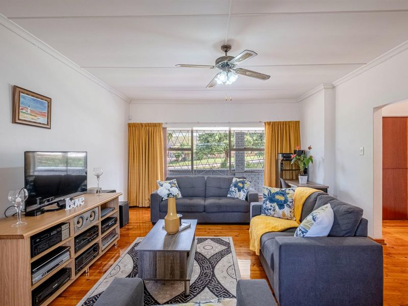 Priced to Sell! Spacious Family Home with Modern Kitchen | Listed by Danté Koen, eXp Realty - Photo 7