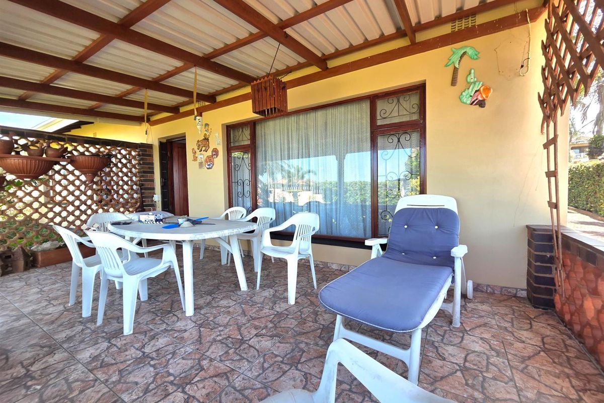 Inviting Home with Pool and Flatlet - Photo 5