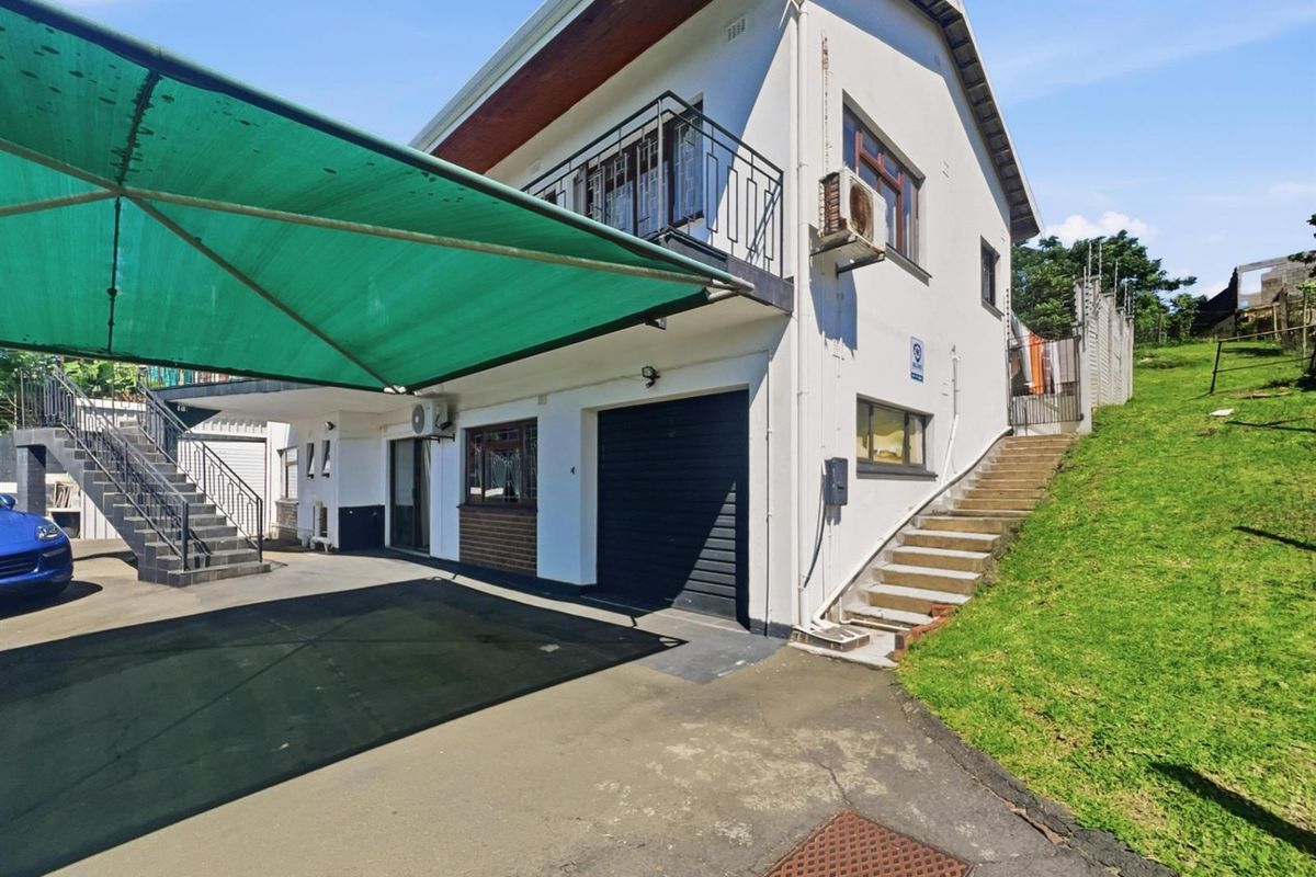 6-bedroom two level house for sale in Kenville, Durban, KwaZulu-Natal - Photo 2