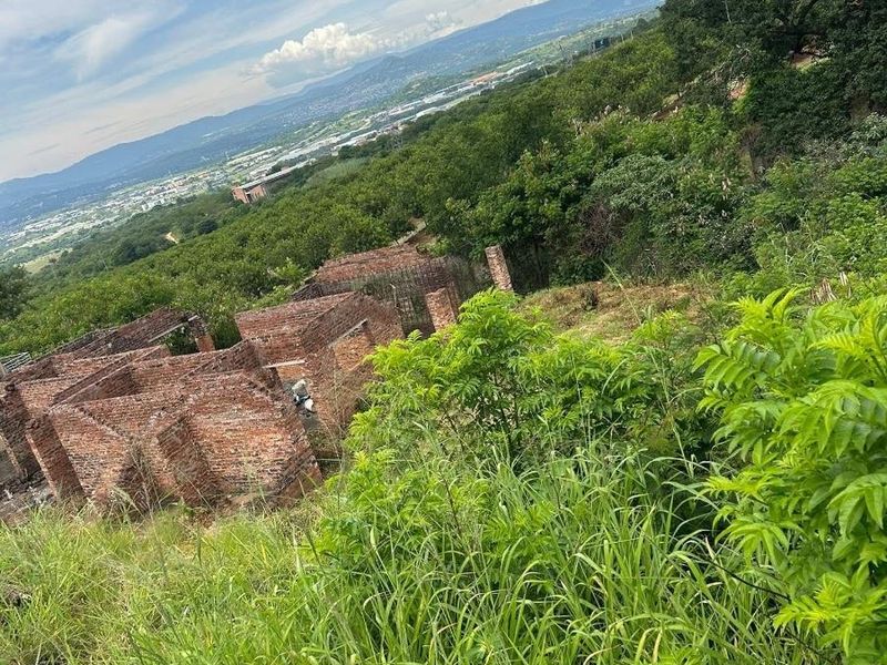 Unfinished House For Sale in Drum Rock, Nelspruit - Photo 4