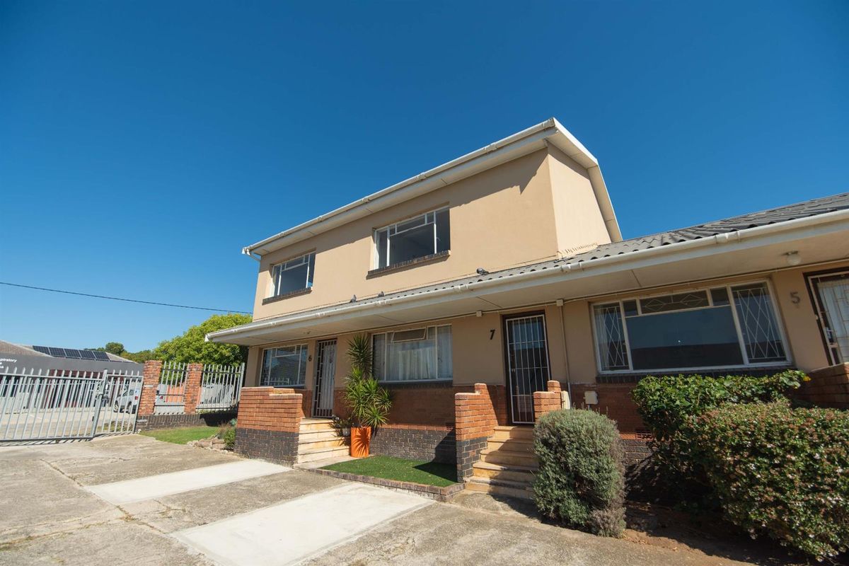 Apartment For Sale in Newton Park Port Elizabeth - Photo 4