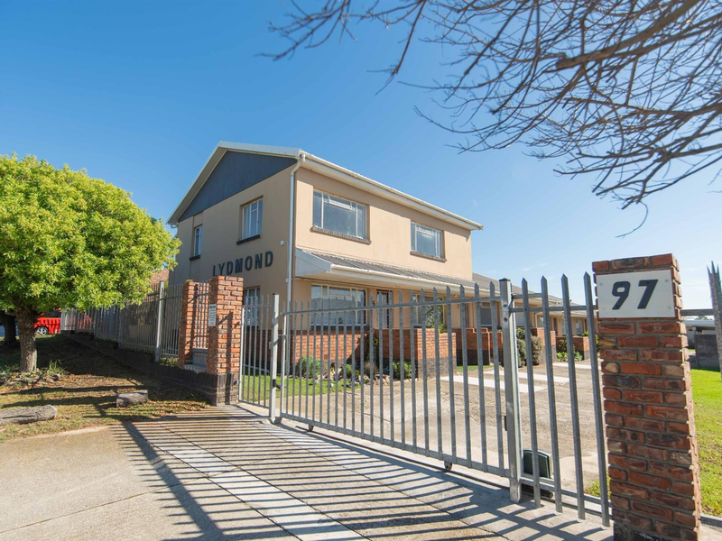 Apartment For Sale in Newton Park Port Elizabeth - Photo 2