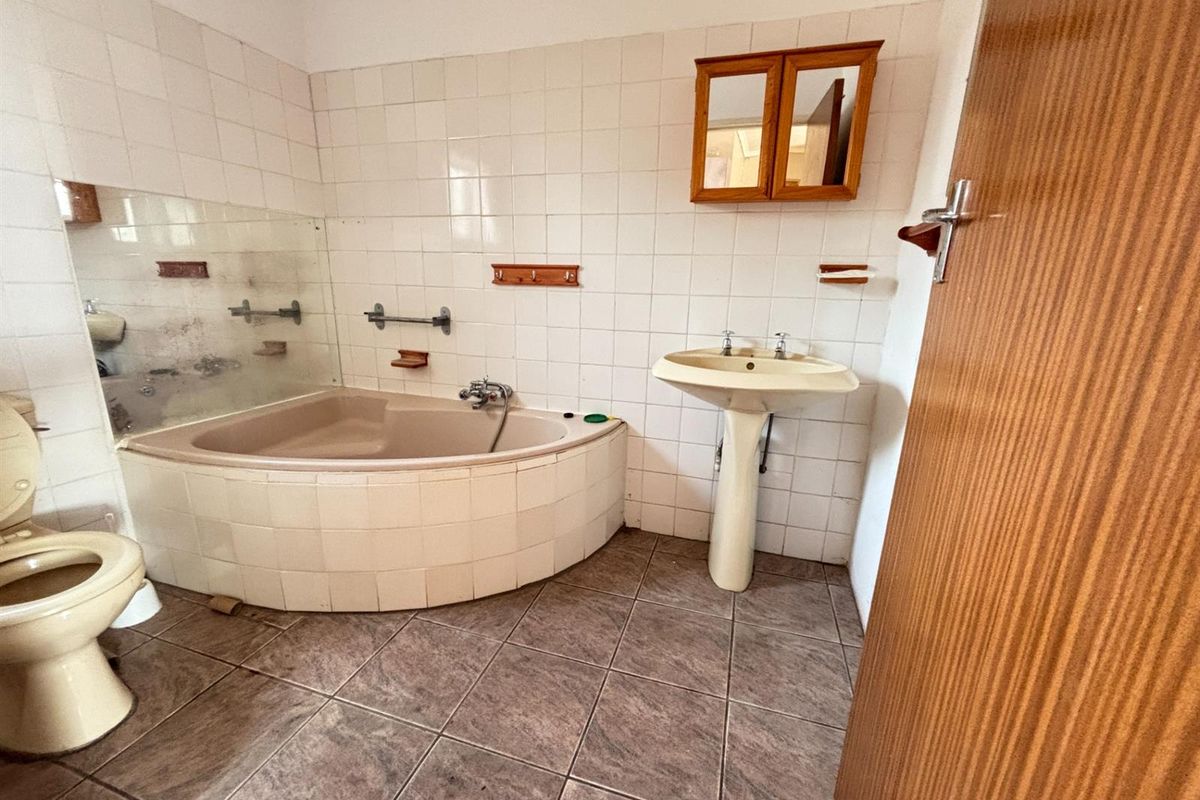 Flat for rent - Sasolburg - Photo 3