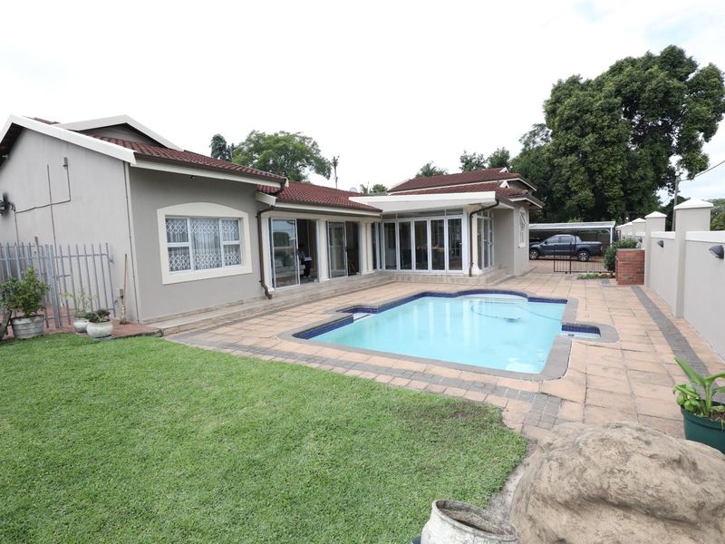 4 Bedroom House For Sale in Ashley, Pinetown. - Photo 10