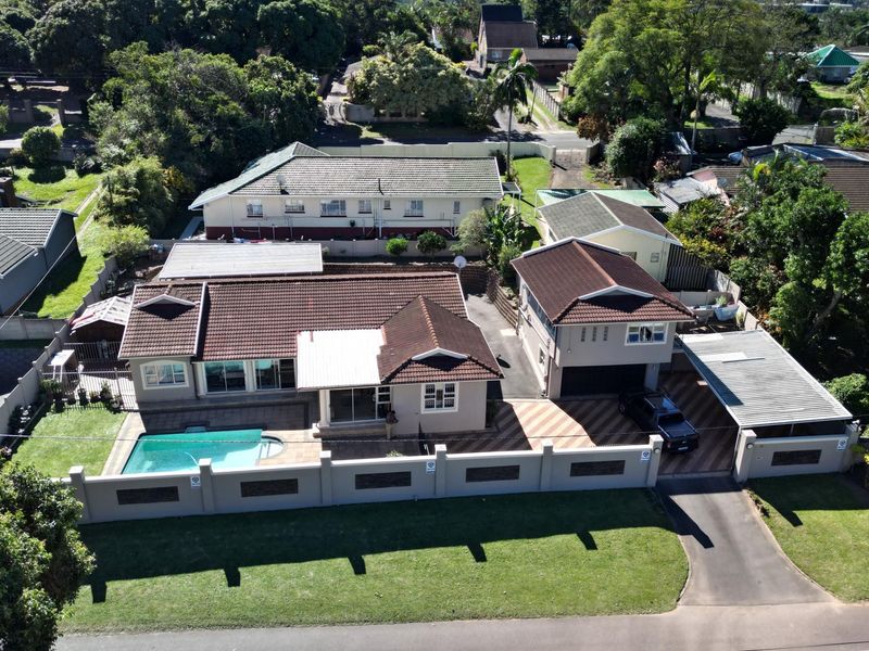 4 Bedroom House For Sale in Ashley, Pinetown. - Photo 2