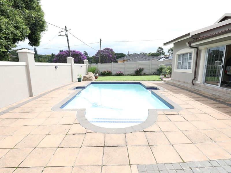 4 Bedroom House For Sale in Ashley, Pinetown. - Photo 10
