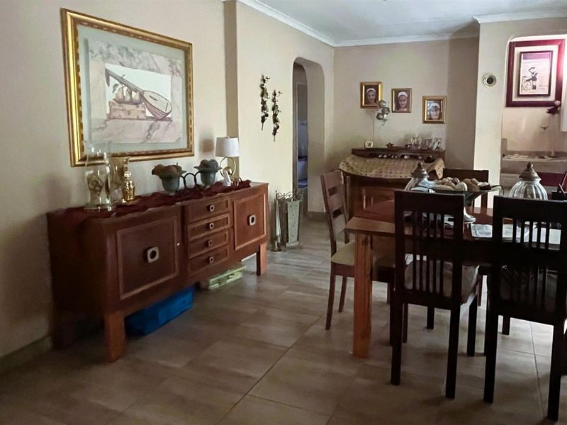 Spacious 4 Bedroom Home with Endless Potential in Elandspark! - Photo 7