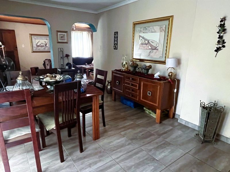 Spacious 4 Bedroom Home with Endless Potential in Elandspark! - Photo 9