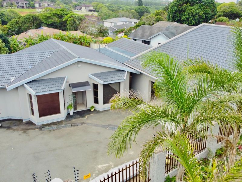 Effortless Elegance Meets Prime Location - Photo 2