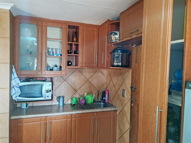 House For Sale in The Orchards, Akasia - Photo 8