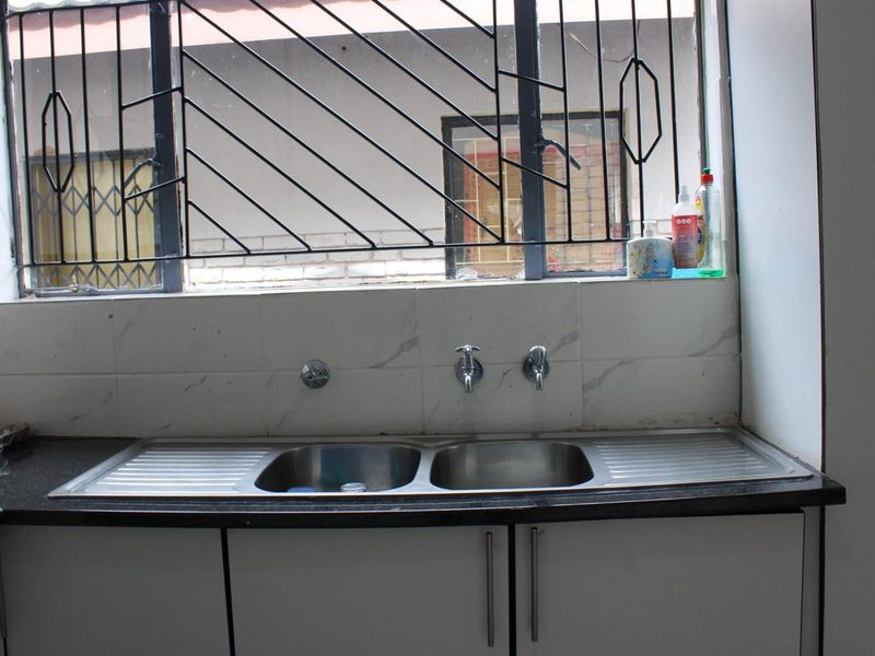 House For Sale in Hesteapark, Akasia - Photo 3