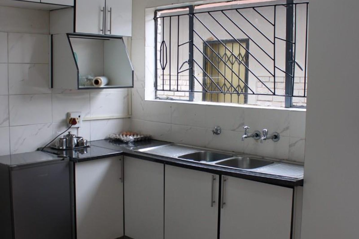 House For Sale in Hesteapark, Akasia - Photo 4