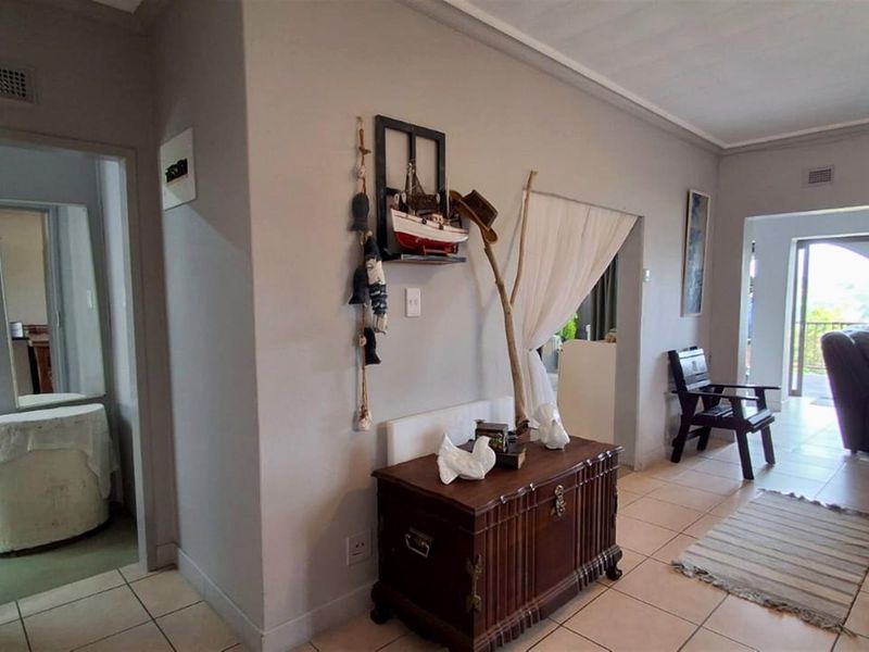 Scenic Apartment For Sale in Banners Rest, Port Edward, KwaZulu Natal - Photo 5
