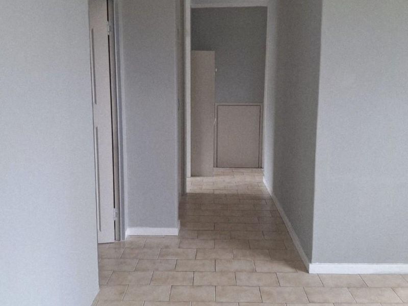 Apartment To Sale in Bluff, Durban, KwaZulu Natal - Photo 9