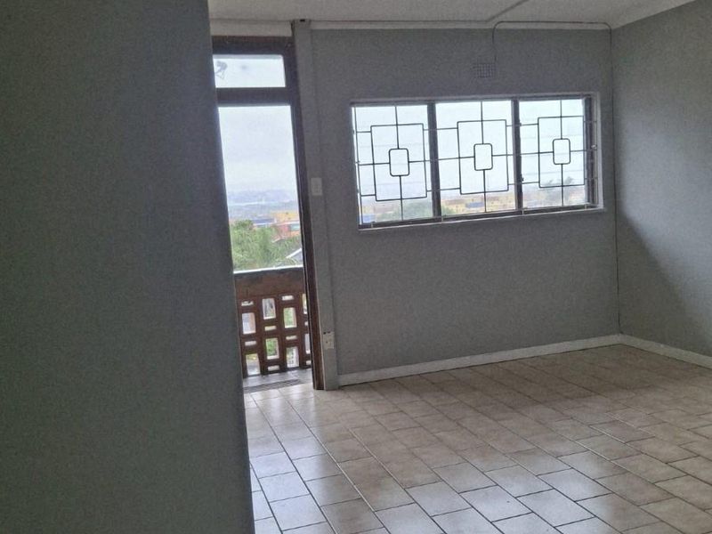 Apartment To Sale in Bluff, Durban, KwaZulu Natal - Photo 7