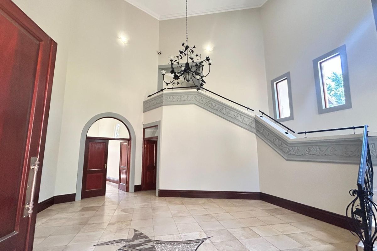 House For Sale in Waterkloof Ridge, Pretoria - Photo 4