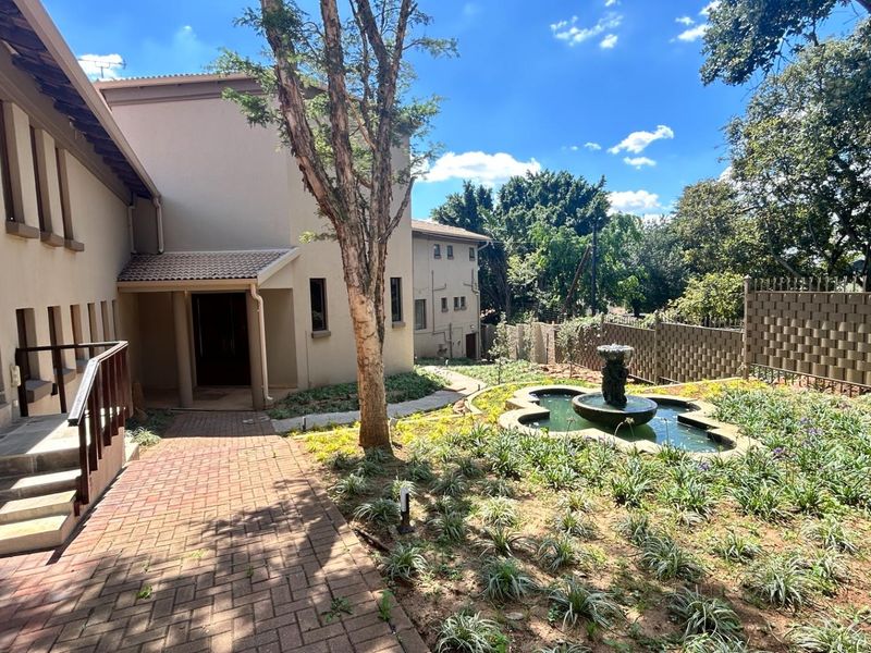 House For Sale in Waterkloof Ridge, Pretoria - Photo 3