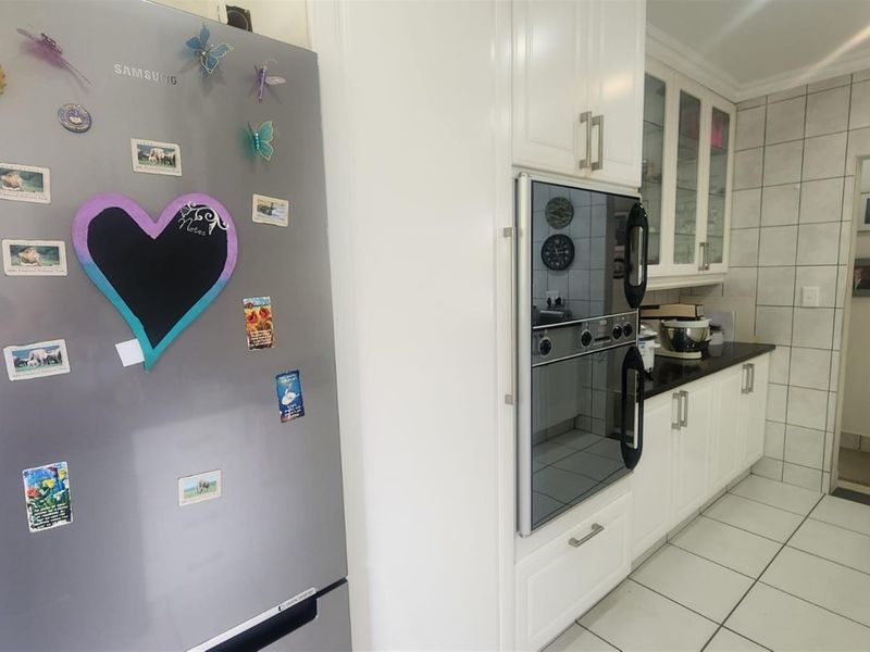 Townhouse For Sale in Sunward Park, Boksburg - Photo 8