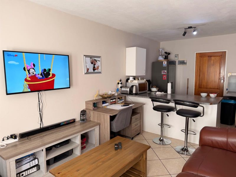 Apartment For Sale in Sunnyridge, Newcastle, KwaZulu Natal - Photo 10