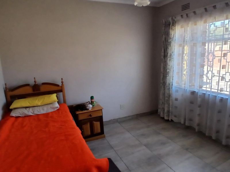 Prime Opportunity Awaits in Mabopane Unit D! - Photo 10