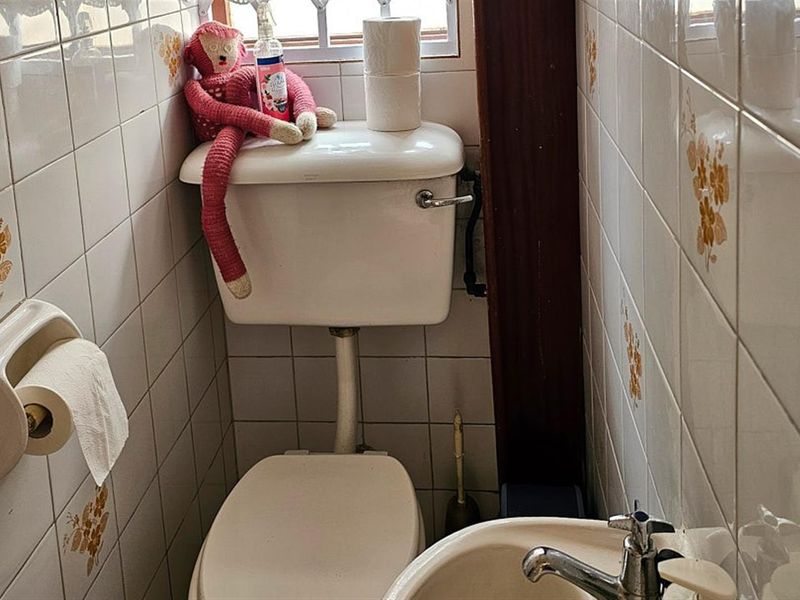 Apartment For Sale in Uvongo, KwaZulu Natal - Photo 7