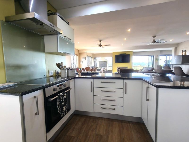 5 Bedroom, 4.5 Bathroom House for Sale in Villa Zebrina with Stunning Views. - Photo 10