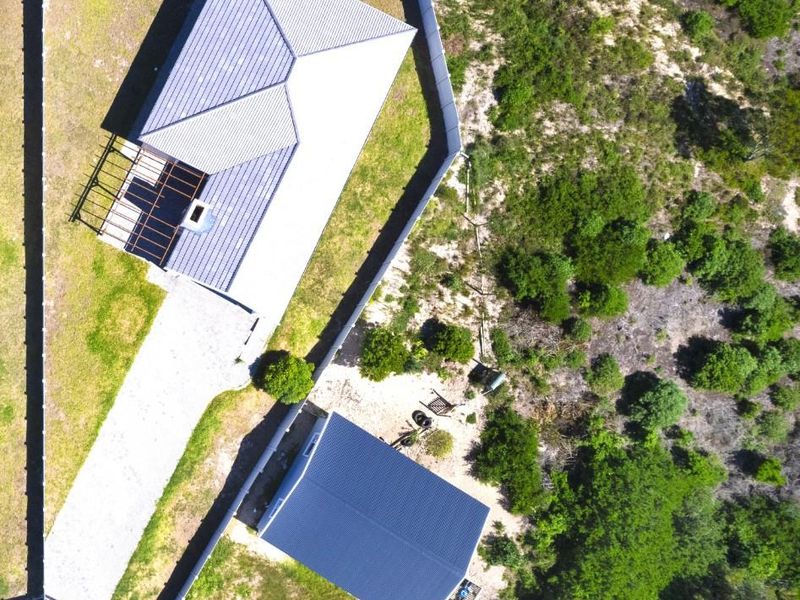 Brand-New Coastal Luxury | Walk to the Beach | No Transfer Duty | VAT Inclusive - Photo 2