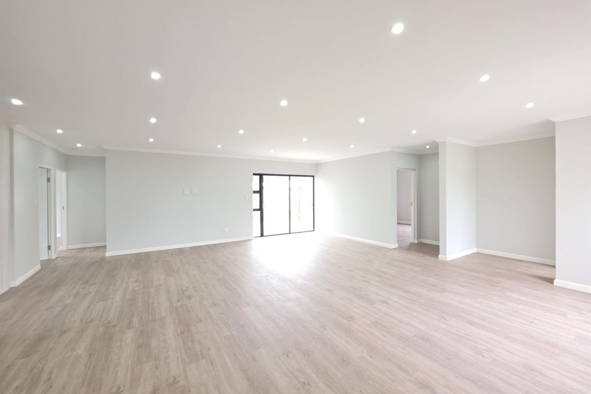 Contemporary Coastal Living | Brand-New | VAT Included - Photo 5