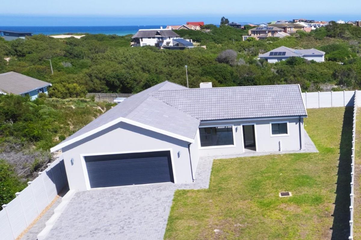 Contemporary Coastal Living | Brand-New | VAT Included - Photo 2