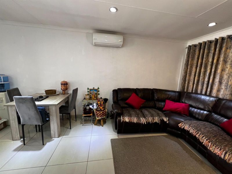 2 bedroom townhouse for rent,at The Reeds - Photo 8