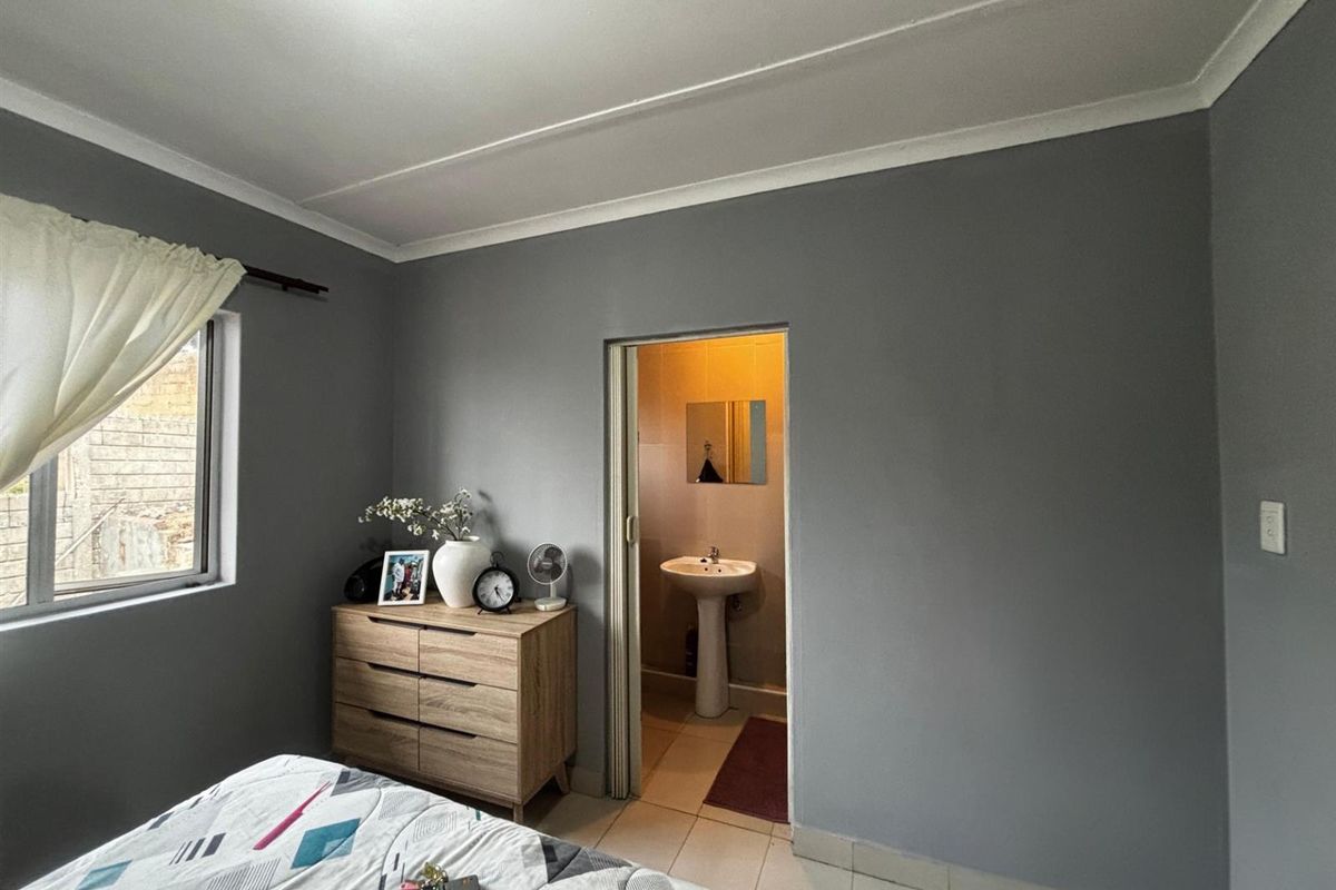 Multi rental For Sale in Bluff, Durban, KwaZulu Natal - Photo 5