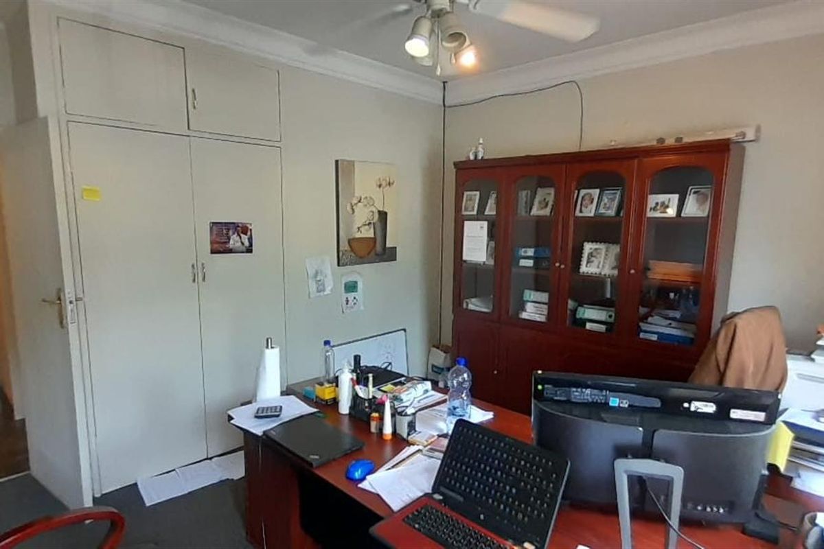 FULL BUSINESS RIGHT HOUSE WITH GREAT POTENTIAL - Photo 3