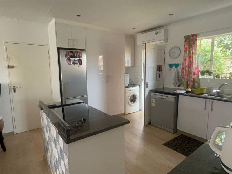 Charming 2-Bedroom Townhouse For Sale in Sasolburg Central, Sasolburg - Photo 10