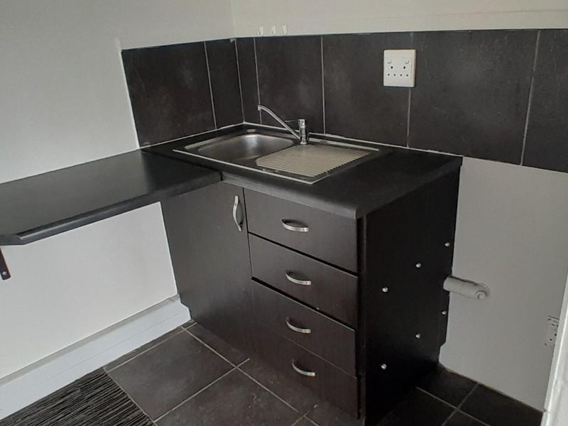 Office To Rent in Ballito Commercial District, Ballito, KwaZulu Natal - Photo 7