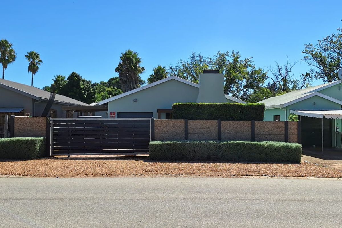 House UNDER OFFER in Riversdale - Photo 2