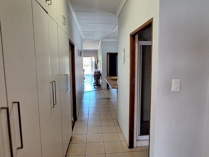 House UNDER OFFER in Riversdale - Photo 10