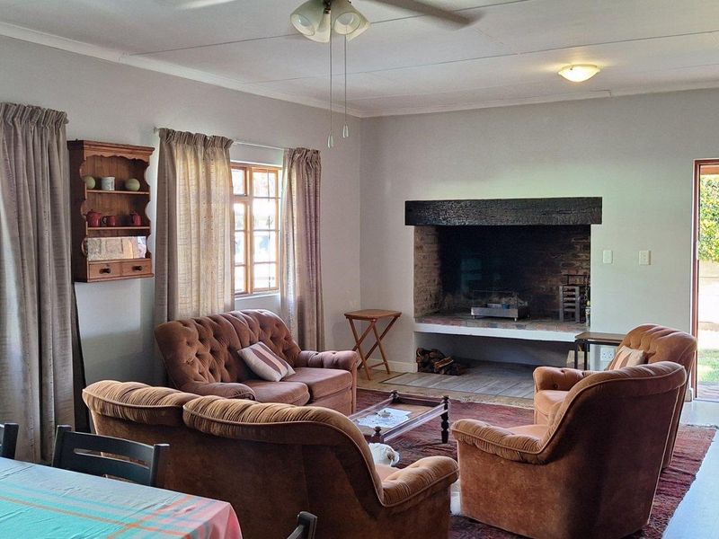 House UNDER OFFER in Riversdale - Photo 5